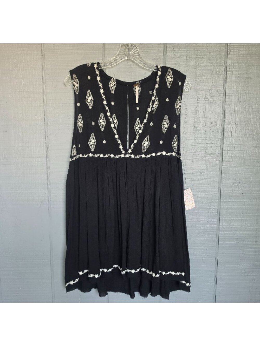 Free People Black Embroidered Babydoll Boho Tunic Dress Blouse Sleeveless NWT M